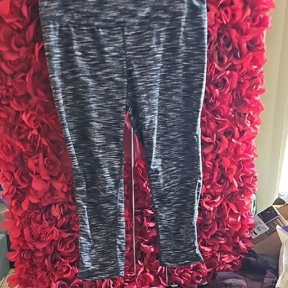 Women's Active Leggings Black & White Size XLarge
